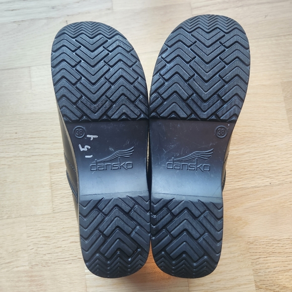 Danskos - Picture 2 of 11